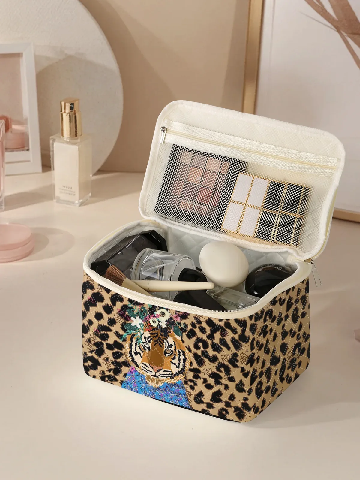 1 pièce, cosmétiques de voyage portables imprimés à motif de tigre, sac de rangement de voyage de grande capacité, trousse de maquillage mignonne et à la mode