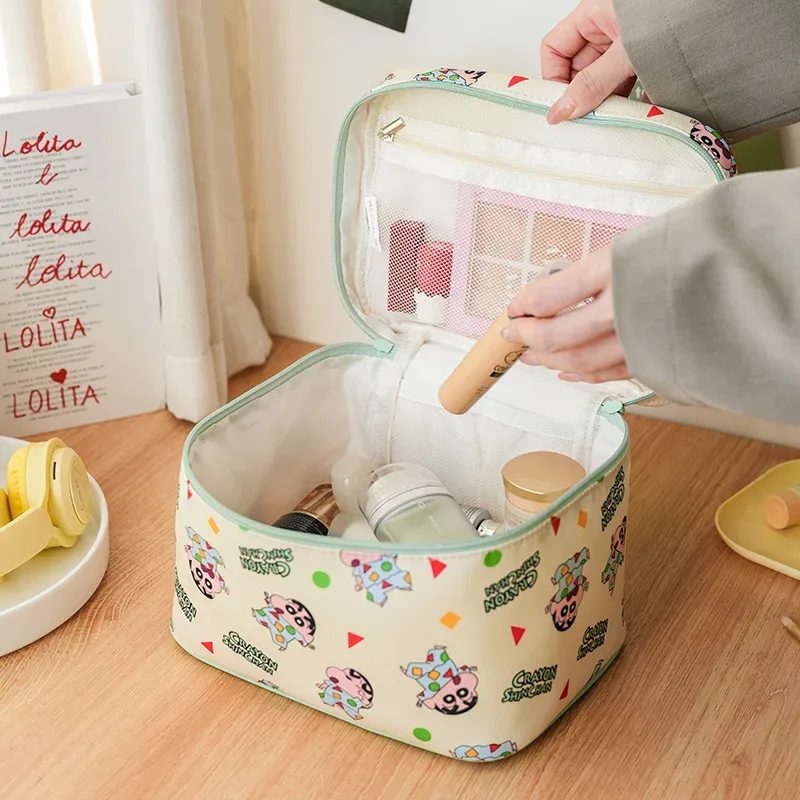 sac à cosmétiques authentique crayon shin-chan pour femmes, sac de maquillage multifonctionnel, grande capacité, étui de rangement de voyage portable