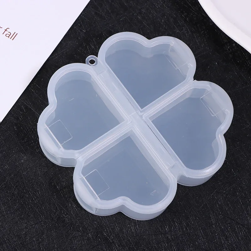 boîte de rangement pour pilules en plastique portable avec conception d'ouverture indépendante, trèfle à quatre feuilles, 4 grilles, organiseur de pilules, boîte de séparation de médicaments