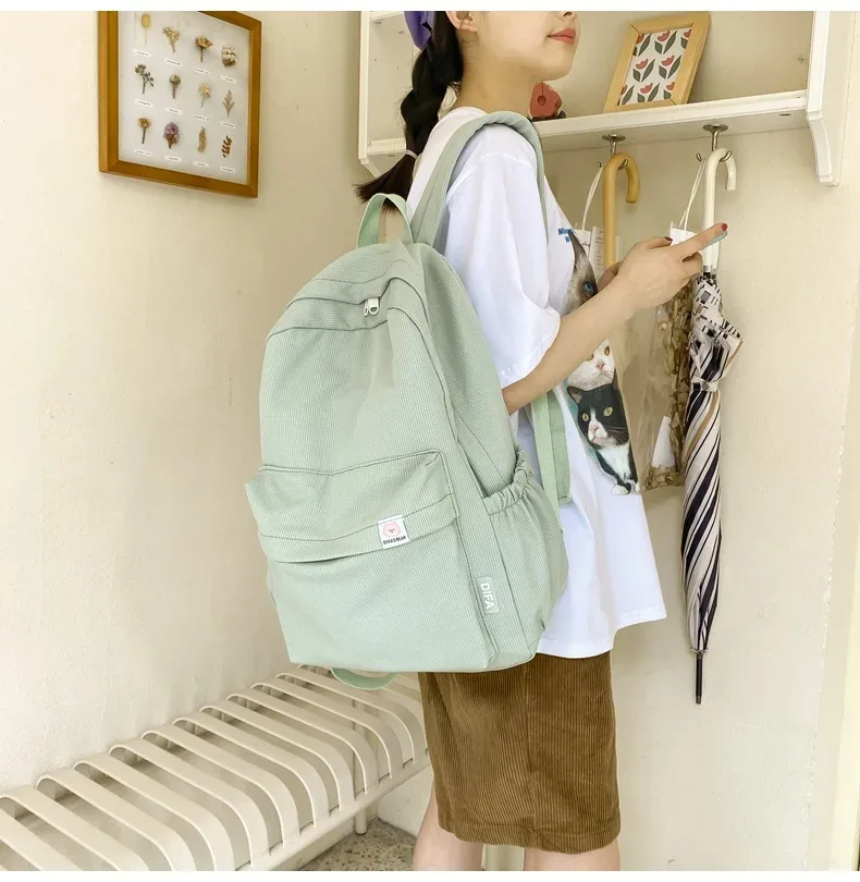 sac à dos élégant, design doux et simple, cartable à poches multiples, voyage, usage quotidien, accessoire de mode, vibrant, parfait, transport quotidien
