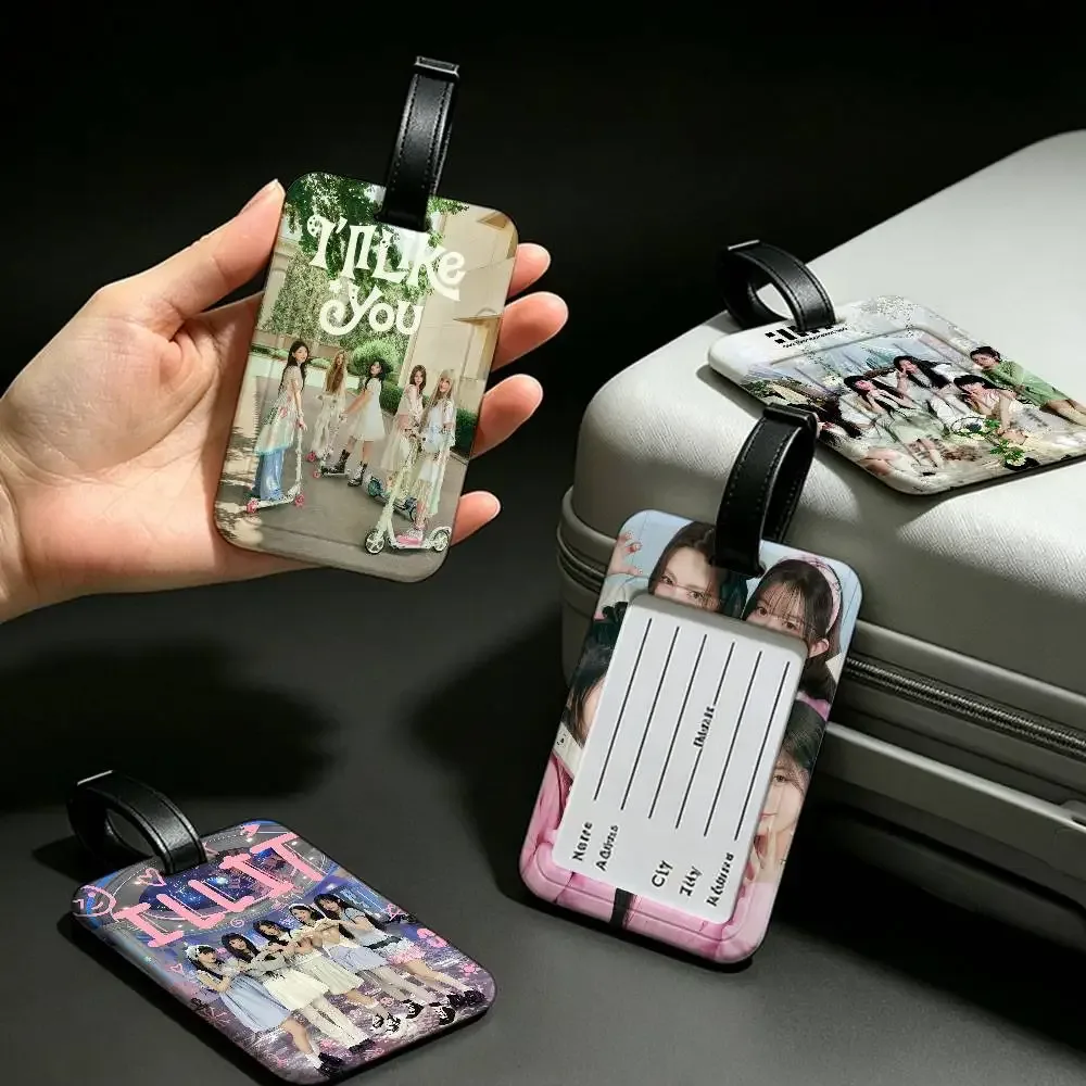 étiquette d'identification de bagage en pvc du groupe kpop i-illit, porte-carte d'informations anti-perte, étiquette de nom pour valise de voyage