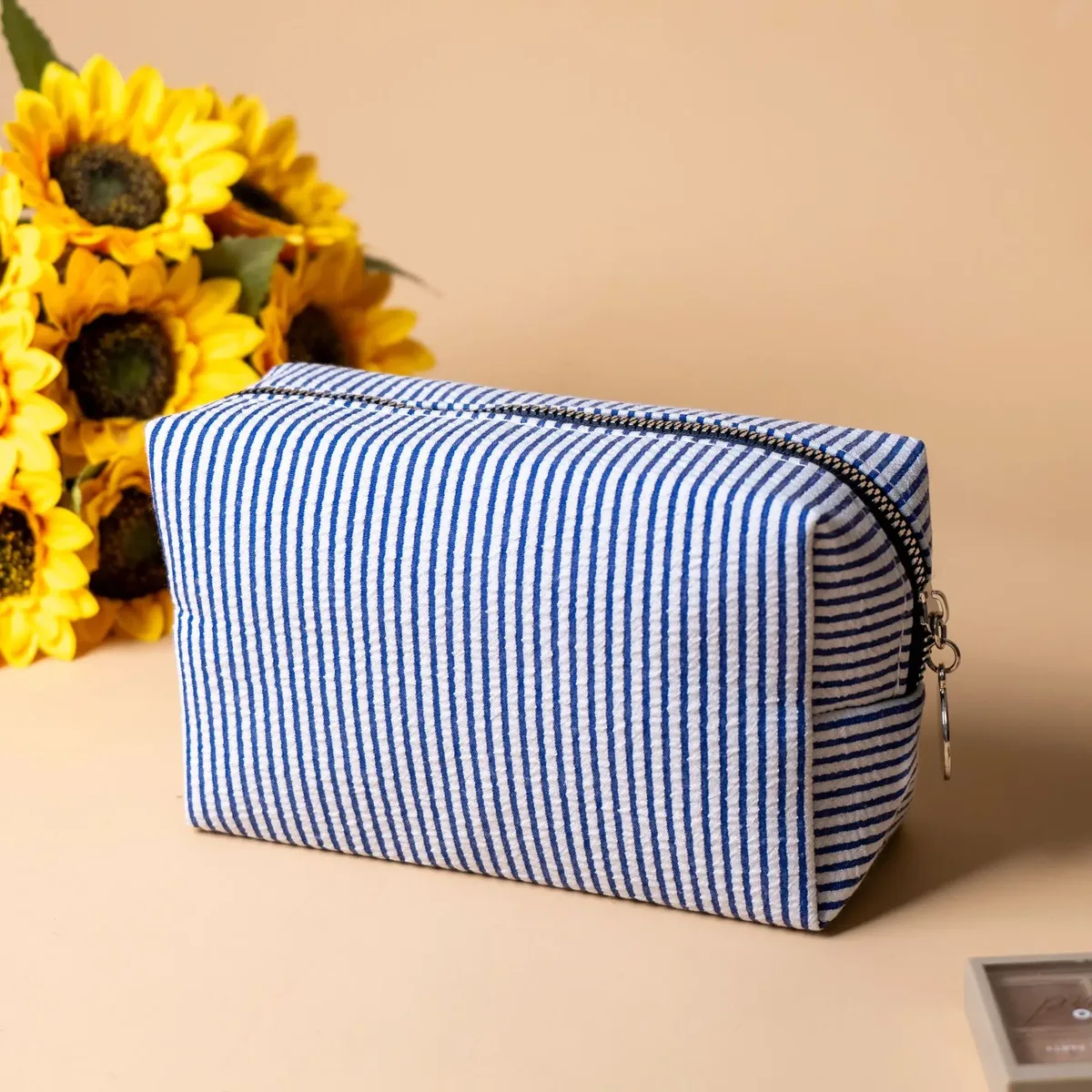 grande trousse de maquillage pour femmes en soie bulle à rayures roses, sac de rangement pour articles de toilette, sac diy pour collations et serviettes hygiéniques