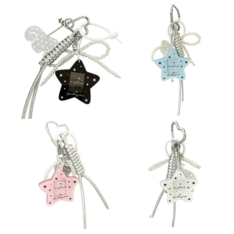 Porte-clés élégant en forme d'aile avec nœuds, accessoire de sac à dos pour les fans et les amateurs de mode, avec une construction stable