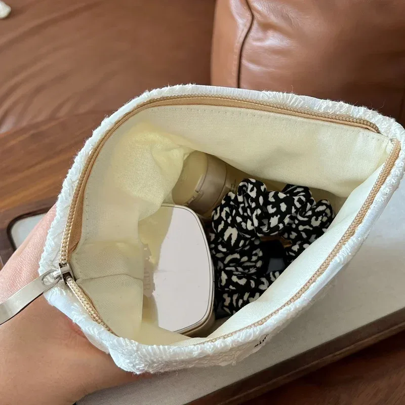trousse de maquillage en dentelle française, pochette à cosmétiques blanche à fermeture éclair avec rangement pour écouteurs de rouge à lèvres, organisateur élégant cadeau ses 2 tailles