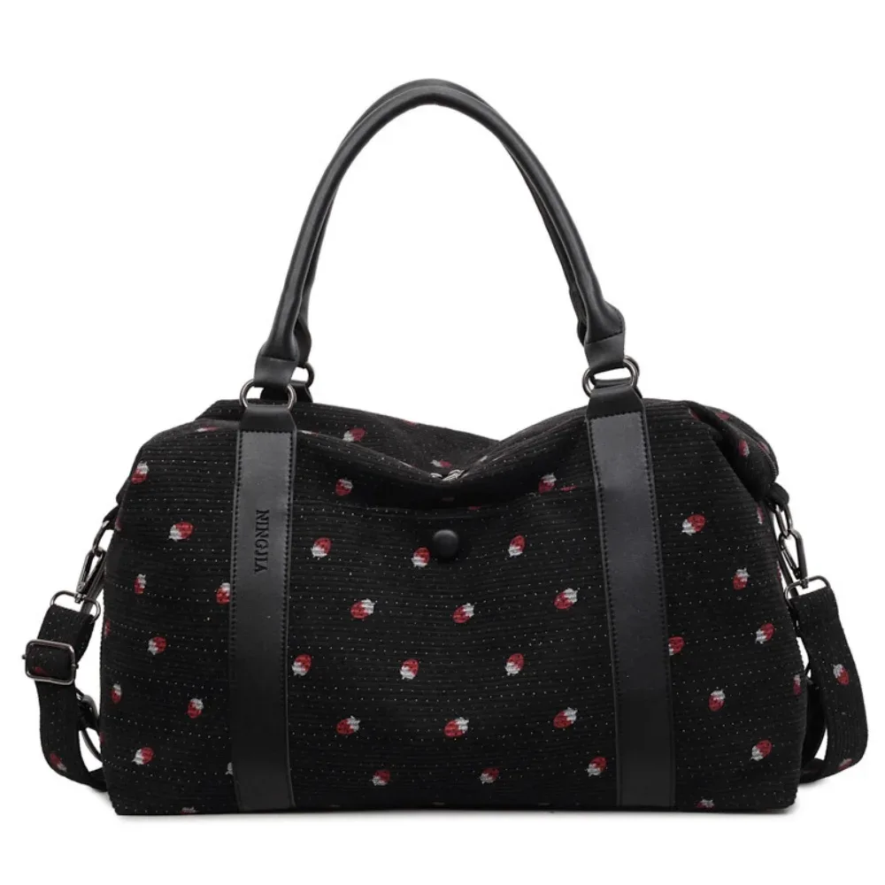 sac de voyage en velours côtelé imprimé fraises pour femme, grande capacité, avec compartiment humide/sec, idéal pour le week-end, le sport ou les vacances