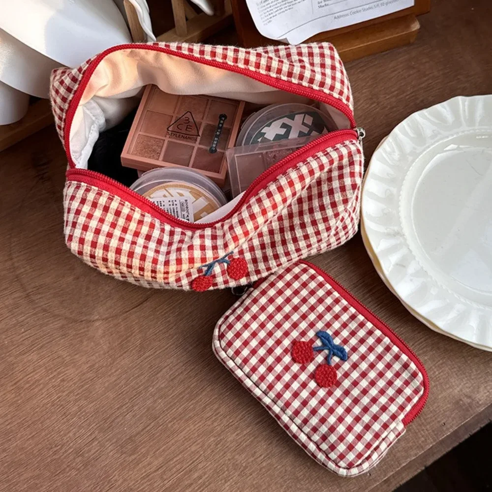 Trousse de maquillage rouge à carreaux cerise, trousse à cosmétiques portable, organisateur de voyage, porte-cartes, pochette à monnaie de grande capacité