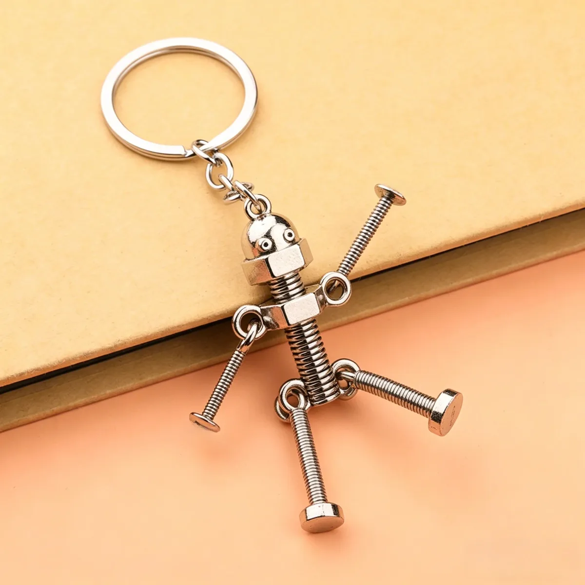 porte-clés robot mécanique rétro à vis, créatif, articulé, style steampunk, pour clés de voiture, pendentif de sac à dos pour homme