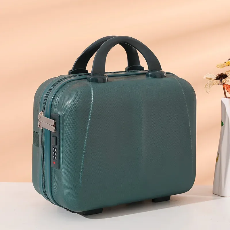 2025 nouvelle coque rigide portable voyage portable mini bagages rangement articles de toilette trousse de maquillage verrouillage par mot de passe pour protéger les cosmétiques
