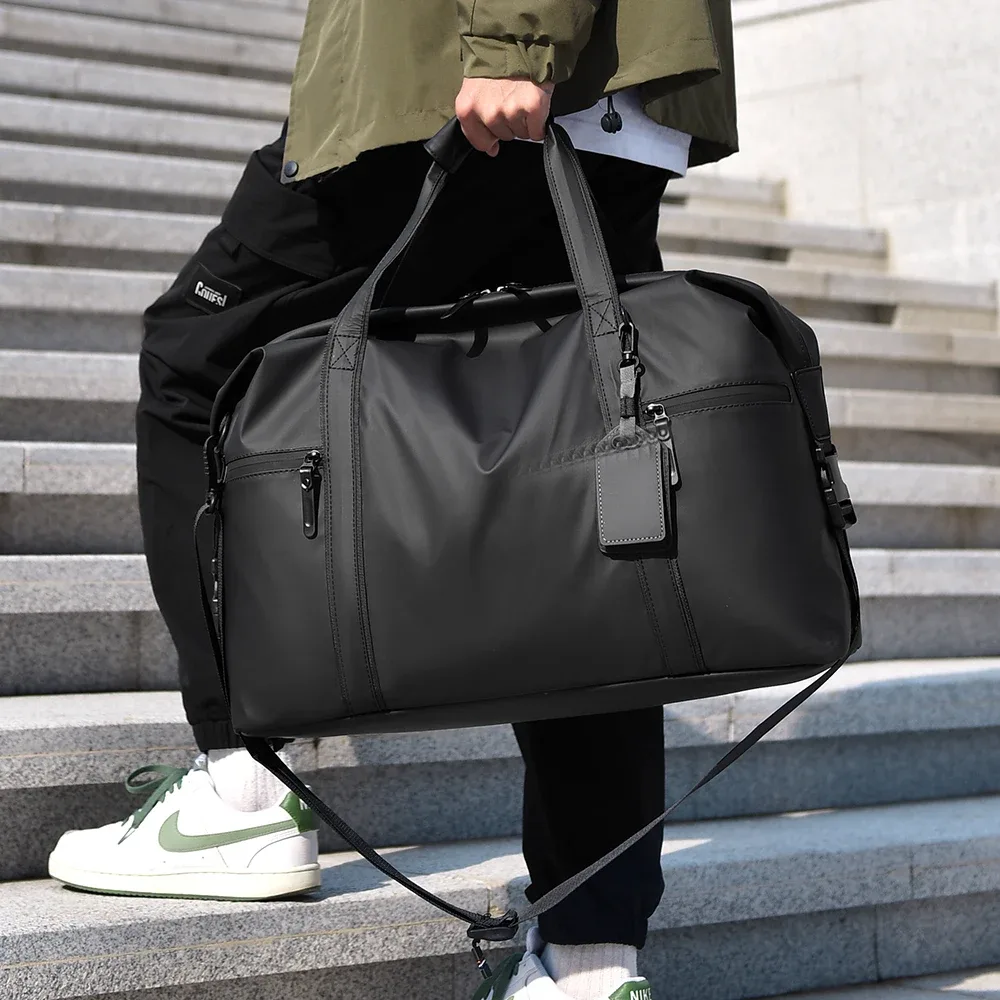men's gym bag - black adjustable shoulder strap duffel bag for gym, travel and sports lovers, fitness gear bag
