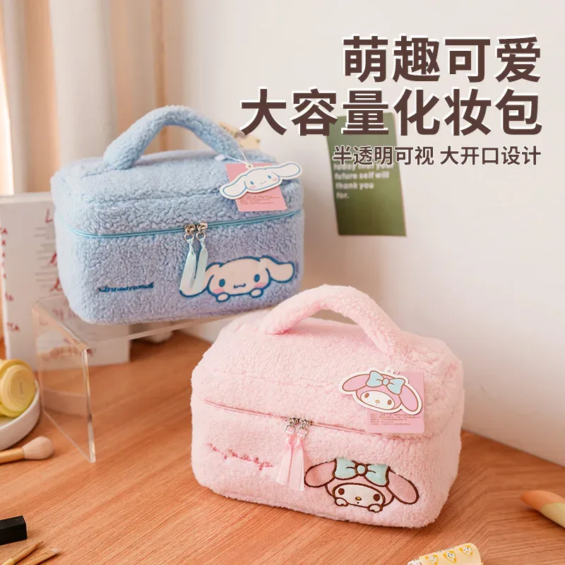 sac de maquillage en peluche sanrio, trousse à cosmétiques hello kitty, étui à crayons transparent, trousse de toilette de voyage brodée imperméable, pochette de maquillage portable