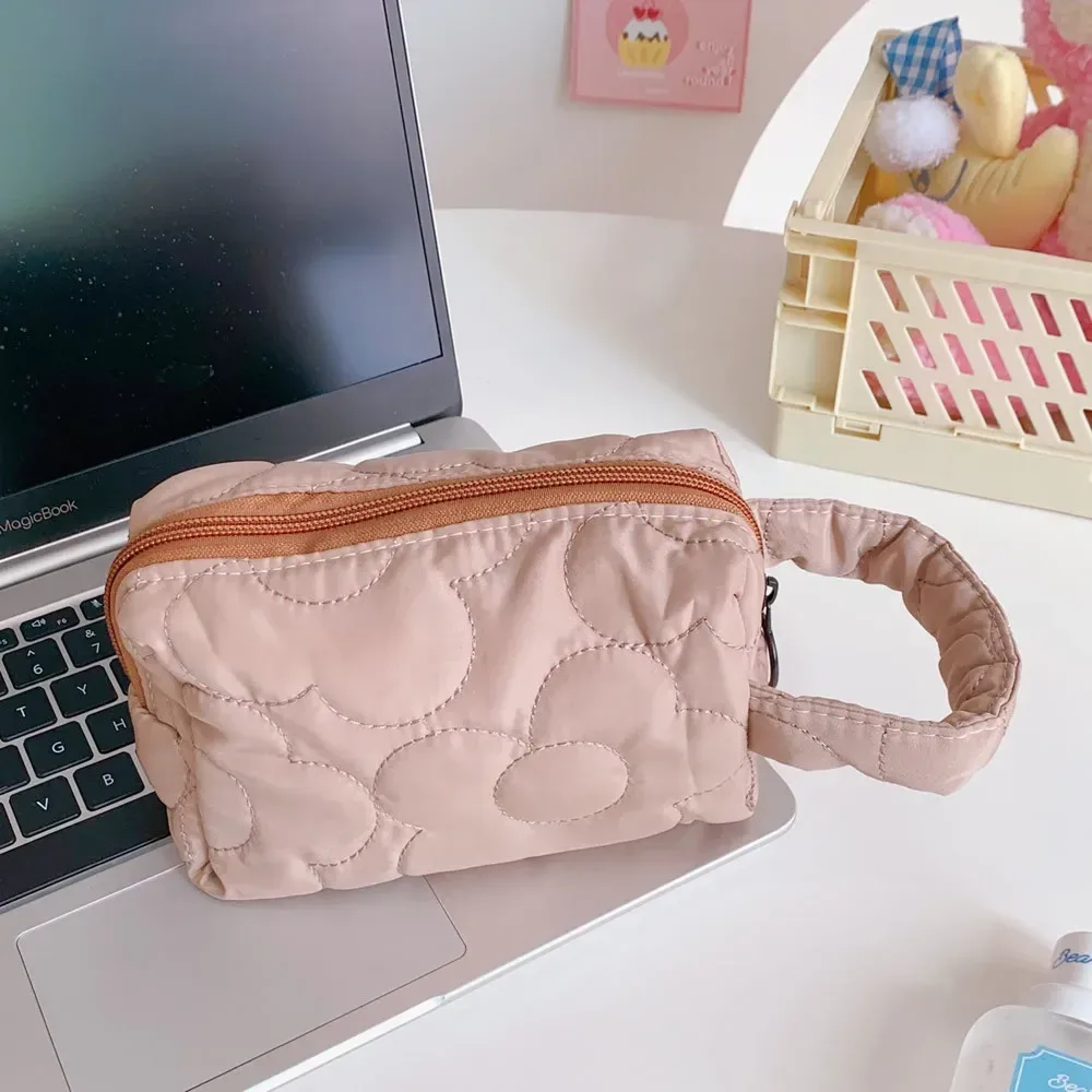 ins – sacs à cosmétiques coréens matelassés à fleurs pour femmes, sac de rangement de maquillage en coton de grande capacité, trousse de beauté pour filles, nouvelle collection 2025