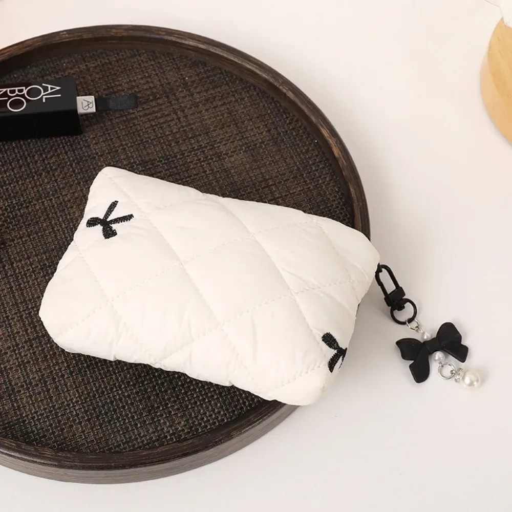 sac de maquillage en coton matelassé, sac de rangement pour serviettes hygiéniques, coquette à nœud, pochette pour écouteurs de rouge à lèvres de grande capacité