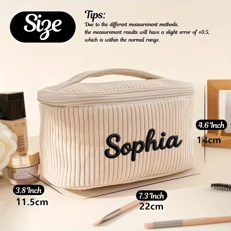 pochette cosmétique moelleuse personnalisée, idéale pour organiser les voyages et les articles de toilette quotidiens, un choix de cadeaux doux pour la fête des mères