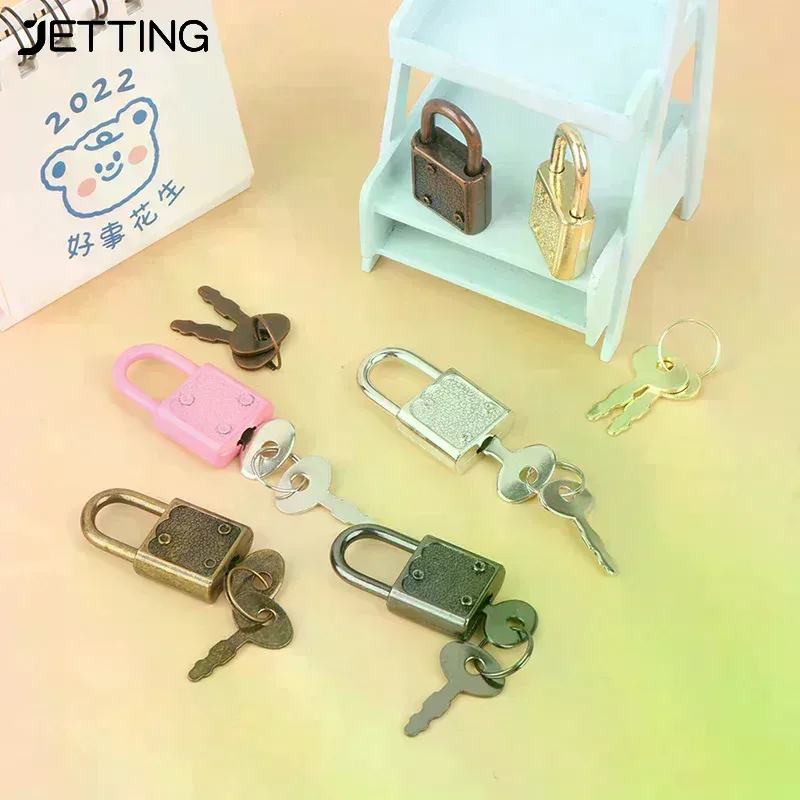 1 ensemble de cadenas rectangulaires miniatures avec clé pour bagages, boîtes à bijoux, agendas, valises et autres objets de voyage