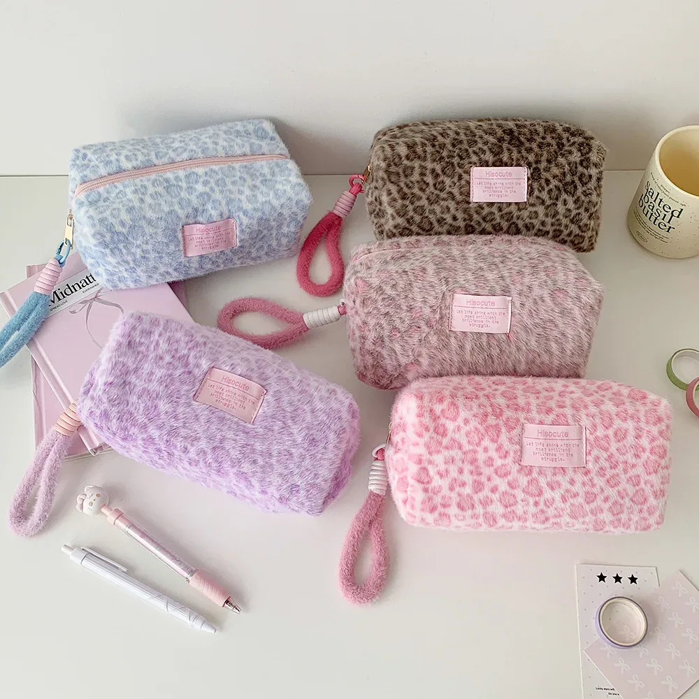 sac de maquillage d'écolière imprimé léopard de couleur rose en peluche, grand fourre-tout cosmétique pour femmes, mignon, portable, organisateur de transport à main de voyage