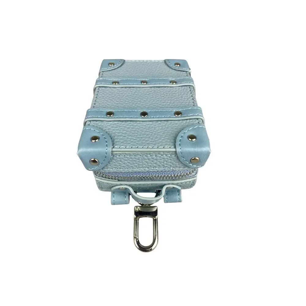 mini breloque de sac porte-clés de valise de luxe en cuir véritable – pendentif de coffre clouté avec rangement (écouteurs, clés, rouge à lèvres, pièces de monnaie)
