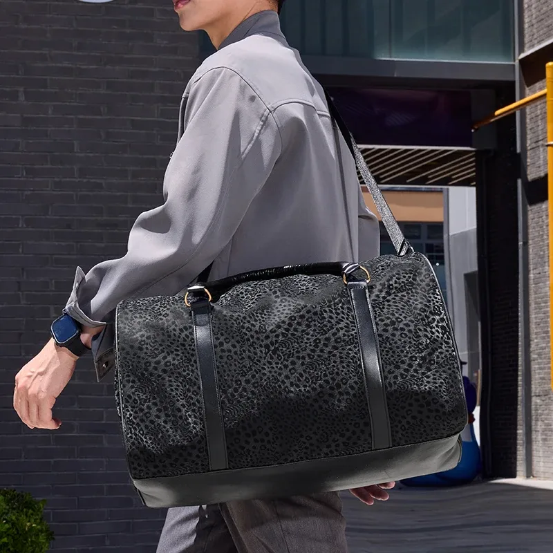 sac de voyage noir à imprimé léopard pour homme, sac à main pour ordinateur portable de 16 pouces, bandoulière amovible, sac de week-end, de gym ou de voyage d'affaires