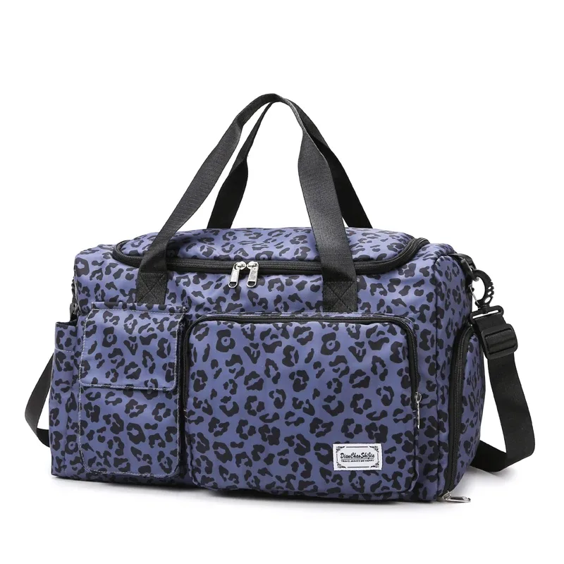 sac à bagages de loisirs de grande capacité imprimé léopard classique, avec plusieurs poches et compartiment à chaussures, sac de voyage de sport et de fitness