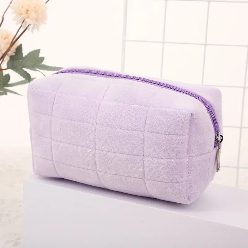 sac de maquillage en peluche mignon pour femmes, petit sac cosmétique portable de voyage, trousse de toilette unie avec fermeture éclair, pochette de rangement pour articles de toilette