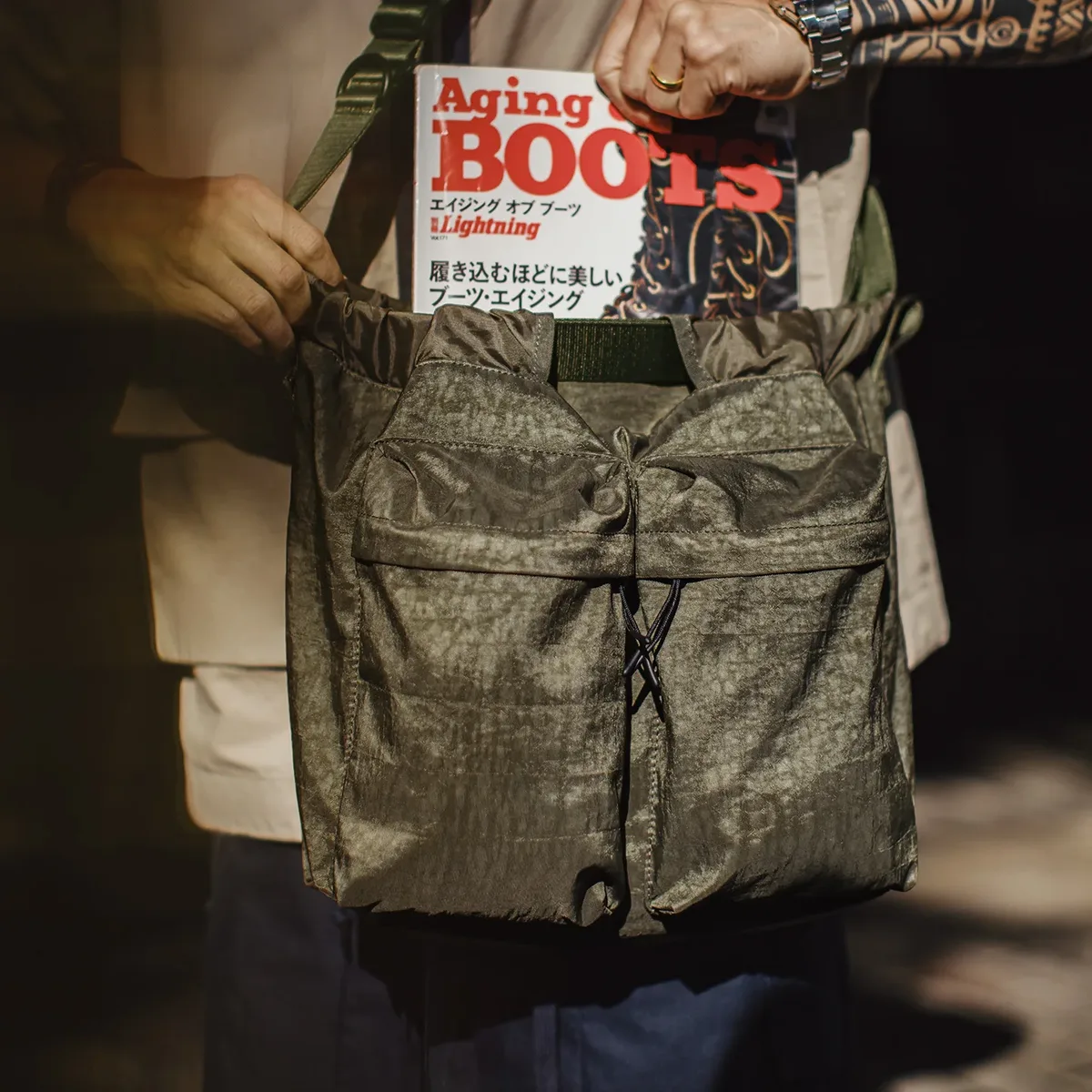 sac à bandoulière tactique maden vintage pilot helmet bag grande capacité vert militaire pour homme, sac de transport extérieur avec poignée pour la randonnée