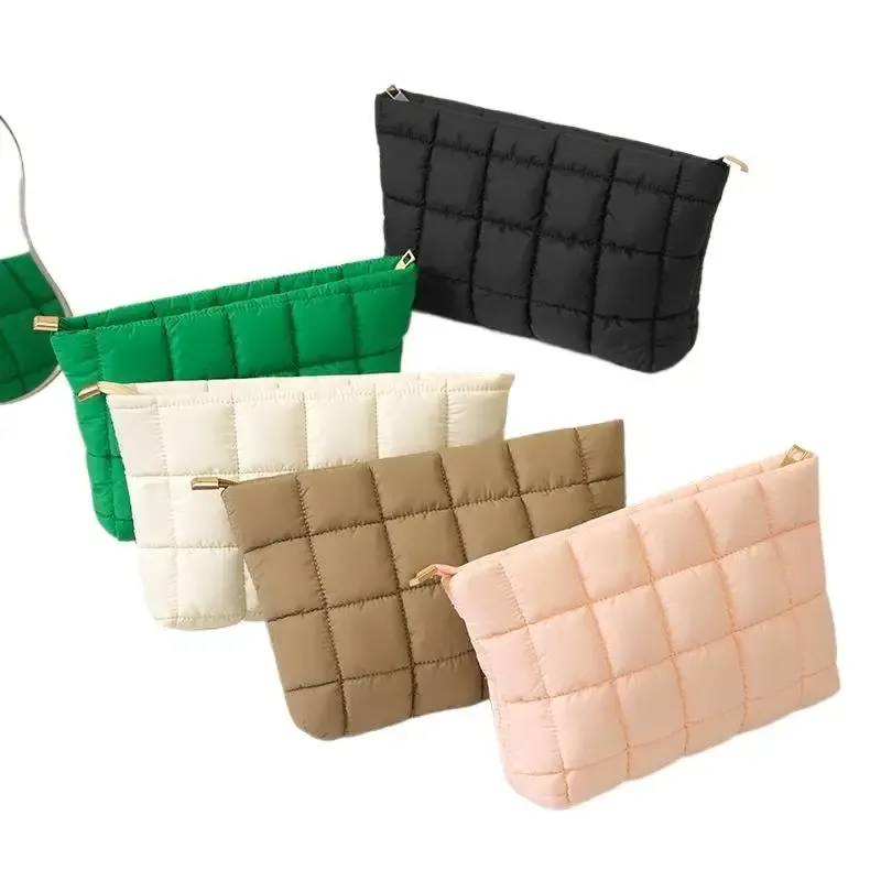 sac à cosmétiques matelassé doux avec fermeture éclair résistante, organiseur portable pour le voyage quotidien, sac de rangement pour maquillage, cadeaux pour femmes