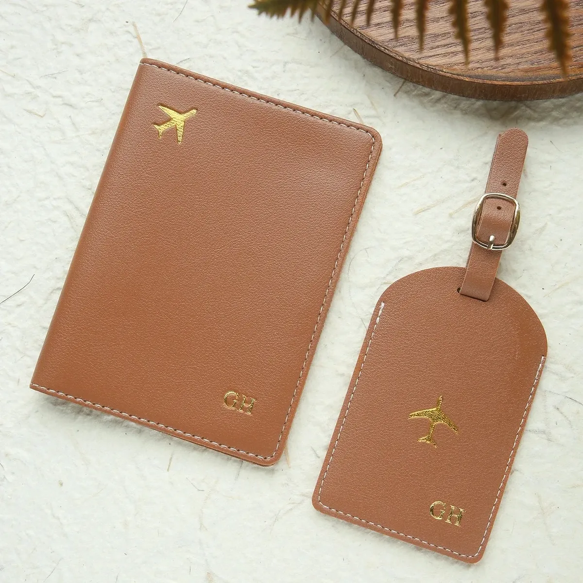 couverture de passeport avec nom personnalisé gratuit, ensemble d'étiquettes de bagage, porte-passeport en cuir pu à la mode, porte-monnaie de voyage personnalisé avec estampage doré