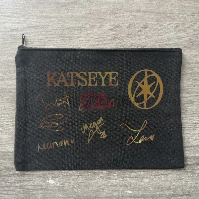 sac de maquillage tendance katseye, sac de rangement de voyage, toile imprimée, lettre zéro, portefeuille, petit rangement pour les objets, vacances