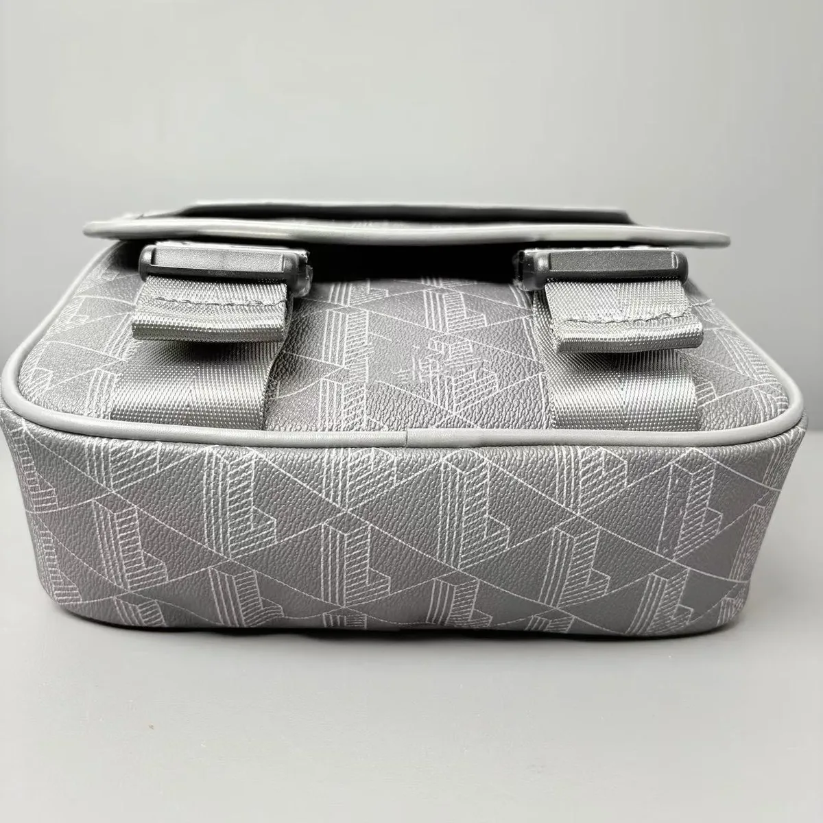 nouveau sac bandoulière rétro imprimé pour homme 2026, sac croisé tendance décontracté en pu, sac à main de rangement pour téléphone portable tendance pour garçon
