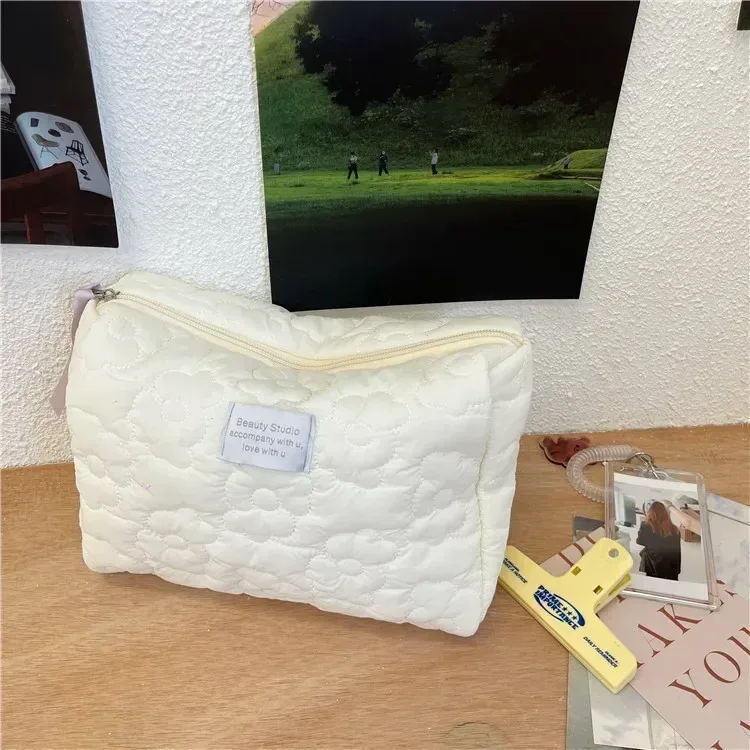 trousse de toilette portable en coton matelassé avec fermeture éclair pour femme, sac à main d'évaluateur cosmétique, forme de boîte, trousse de maquillage mignonne pour filles, 1pc
