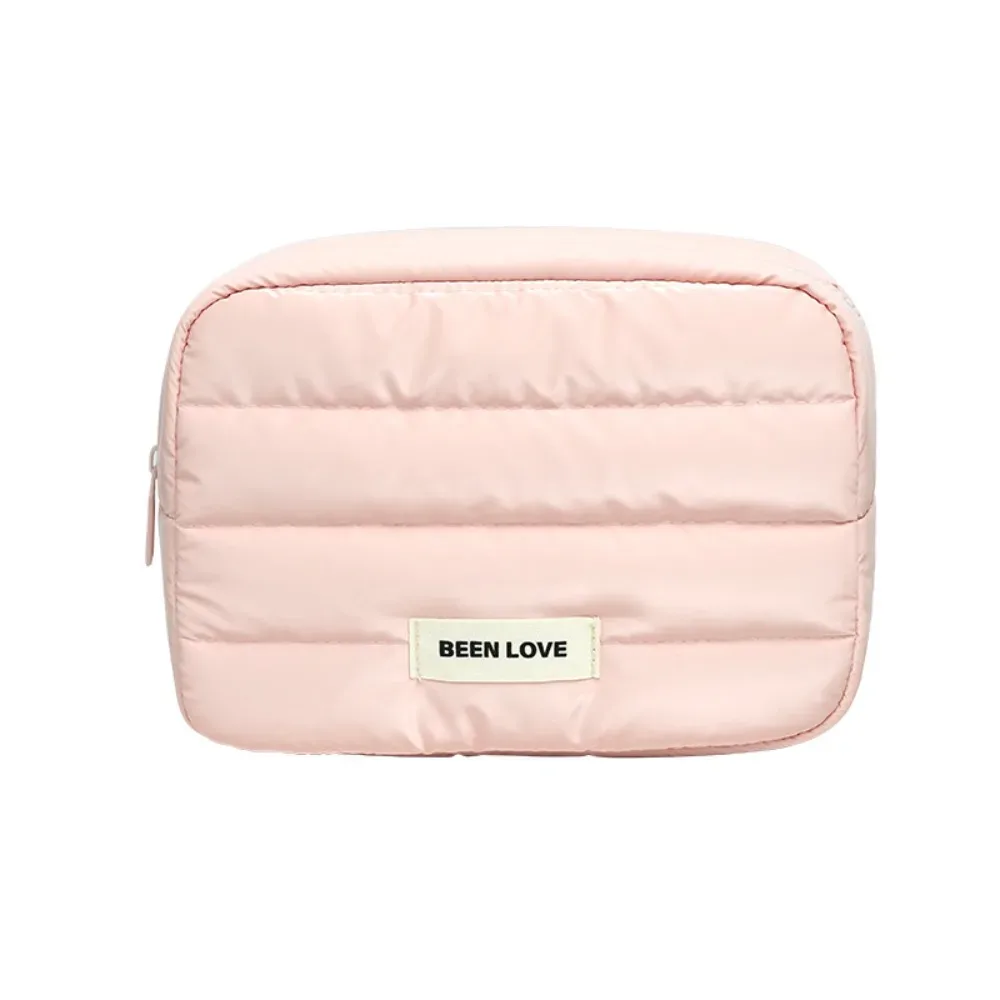 trousse de maquillage portable matelassée en duvet, couleur unie, grande capacité, sac de voyage matelassé pour articles de toilette, pochette de rangement douillette à fermeture éclair pour soins de la peau