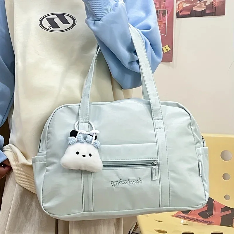 sac fourre-tout tendance avec joli breloque en peluche pour l'épaule, plusieurs poches latérales, poche avant zippée, sac à main grande capacité, idéal pour les voyages pour femmes