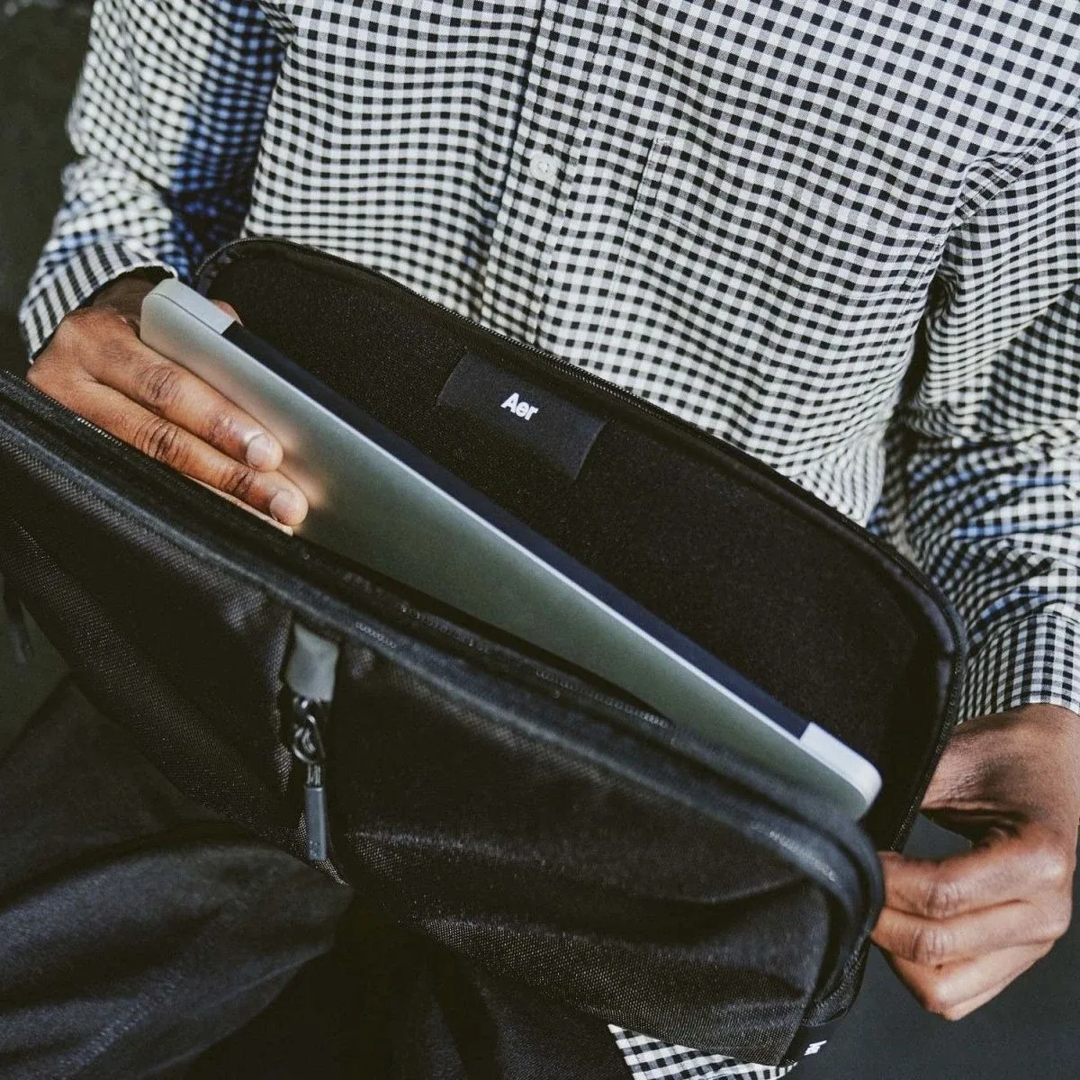 sacoche d'affaires multifonctionnelle, sacoche pour ordinateur portable antichoc, convient aux ordinateurs portables de 13 à 15,6 pouces, pour hommes et femmes, travail, déplacements, voyages