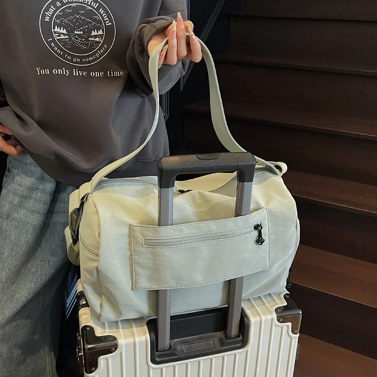 sac de fitness de sport pour femme, sac de natation à séparation humide et sec, sac de voyage de grande capacité pour courte distance, sac de rangement pour bagages de voyage, comprenant compartiment à chaussures