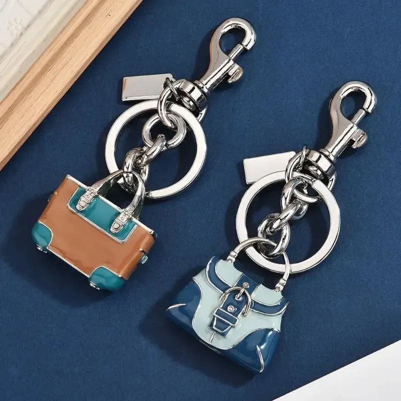 breloque de sac miniature vintage en émail, porte-clés pour bagages et porte-documents, cadeaux pour femmes d'affaires et amoureuses des voyages