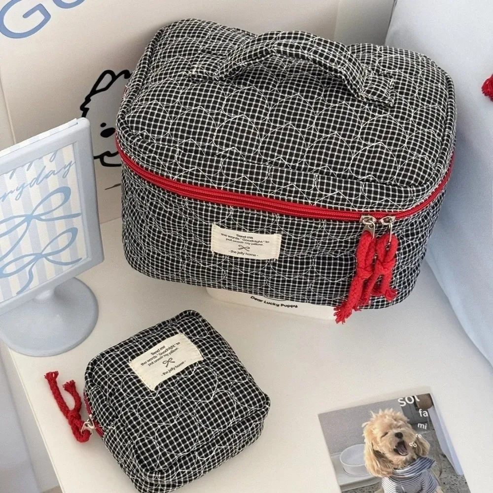 trousse de maquillage classique matelassée en forme de cœur, style coréen, grande capacité, pochette cosmétique à fermeture éclair, motif écossais, pour extérieur