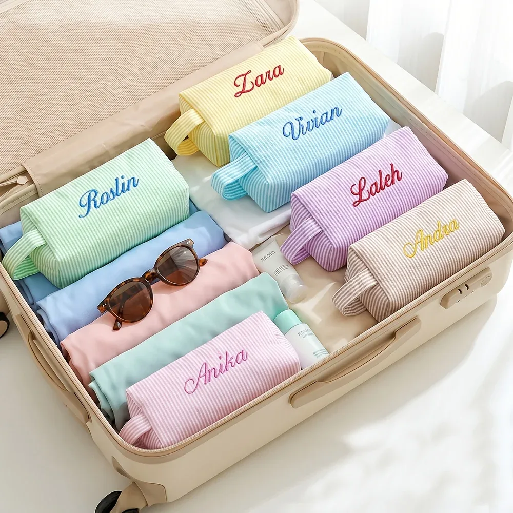 trousse de toilette brodée avec nom/texte, grande capacité, trousse de maquillage légère, cadeaux souvenirs personnalisés pour anniversaire