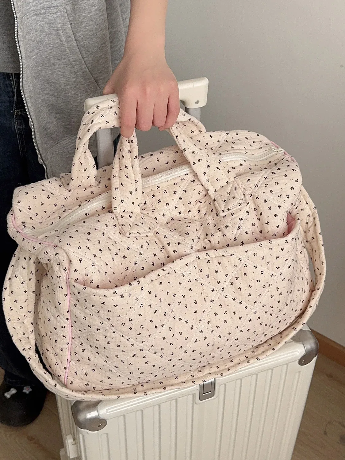 sac de voyage matelassé floral grande capacité yt, s'adapte aux valises à roulettes, idéal pour les courts séj