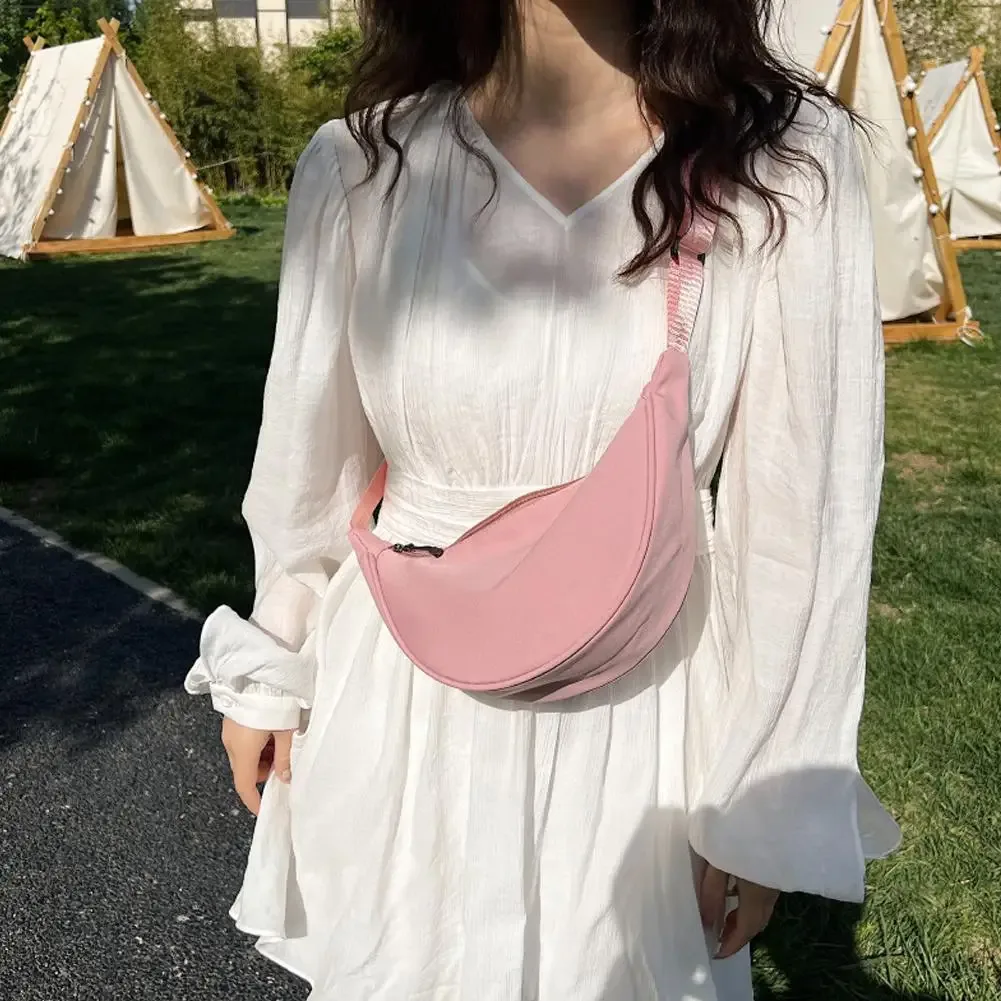 sac à bandoulière en nylon pour femmes, mode portable décontracté hobos sport poitrine sac sous les bras étudiants forme de boulette sac à bandoulière