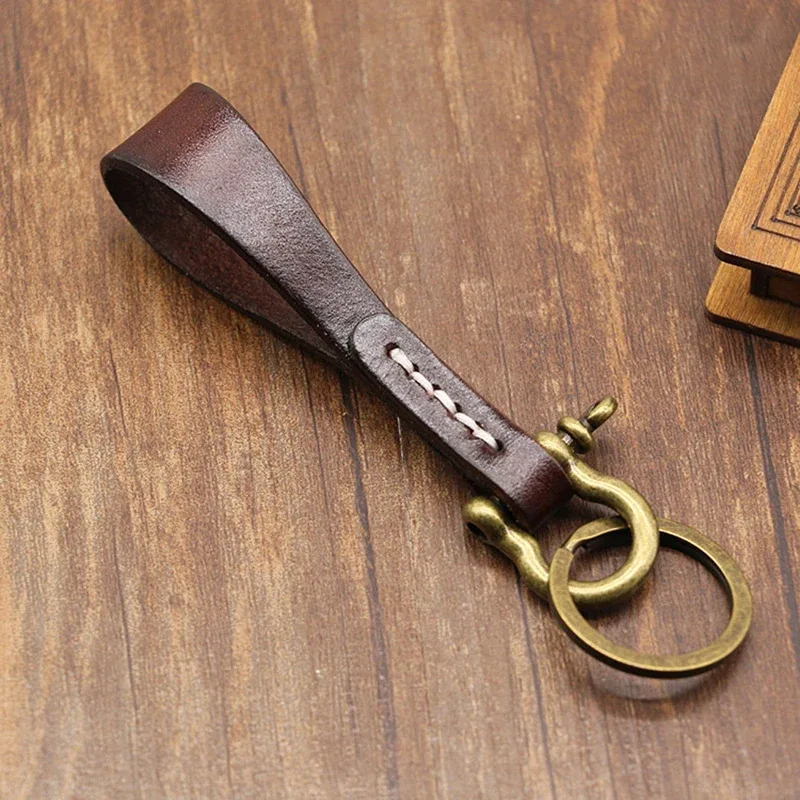 porte-clés en cuir de vachette fait main de haute qualité, breloque de sac, cordon pour clés de voiture, boucle fer à cheval vintage en cuivre, pendentif de sac à dos
