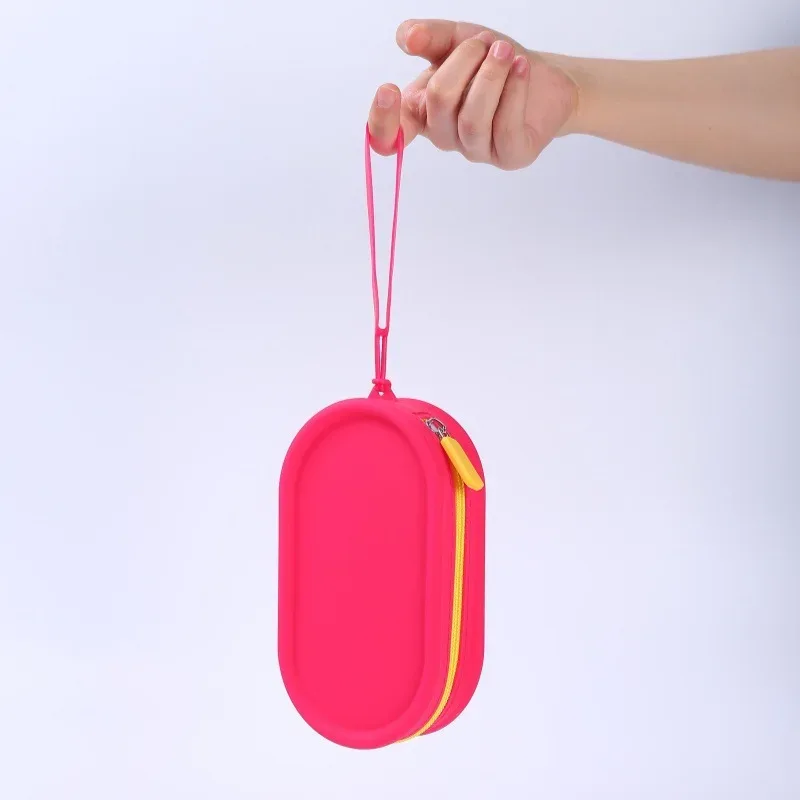 pochette de rangement en silicone, étanche, avec fermeture éclair, sac de maquillage 16,7 cm x 9,1 cm x 4,5 cm, grande capacité, pochette portable