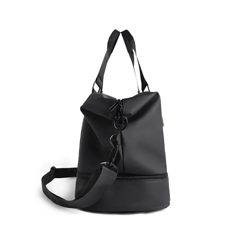 sac de voyage imperméable noir/gris, sac à bagages tendance pour courtes distances pour hommes et femmes, sac à main de grande capacité avec séparation pour articles secs et humides, sac à bandoulière, sac à porter en travers du corps