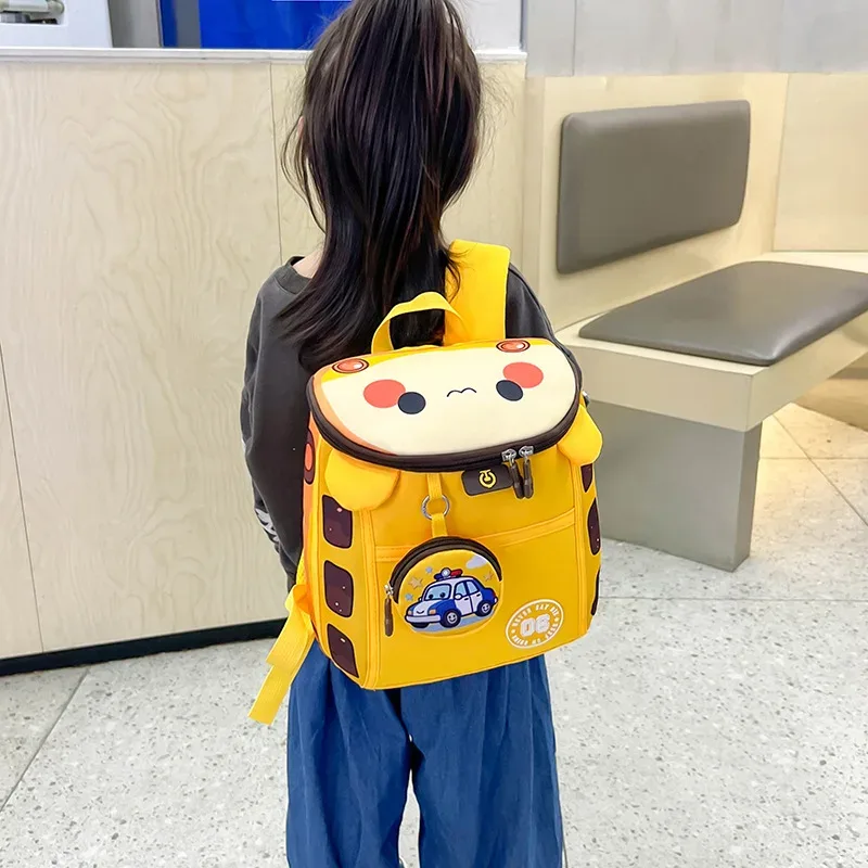 sac à dos léger en nylon pour élèves de maternelle, motif voiture de dessin animé mignon, sac à dos imperméable à double épaule pour enfants