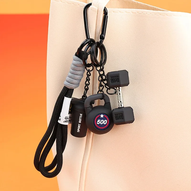 porte-clés fitness avec breloques mini haltère, disque de poids et bouteille de sport, sangle de poignet à clipser pour clés, sacs et sacs à dos