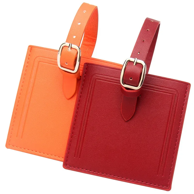 Étiquette de bagage carrée en cuir de luxe, porte-carte d'identification de valise dissimulé, étiquette vierge au design épuré pour les élus d'affaires