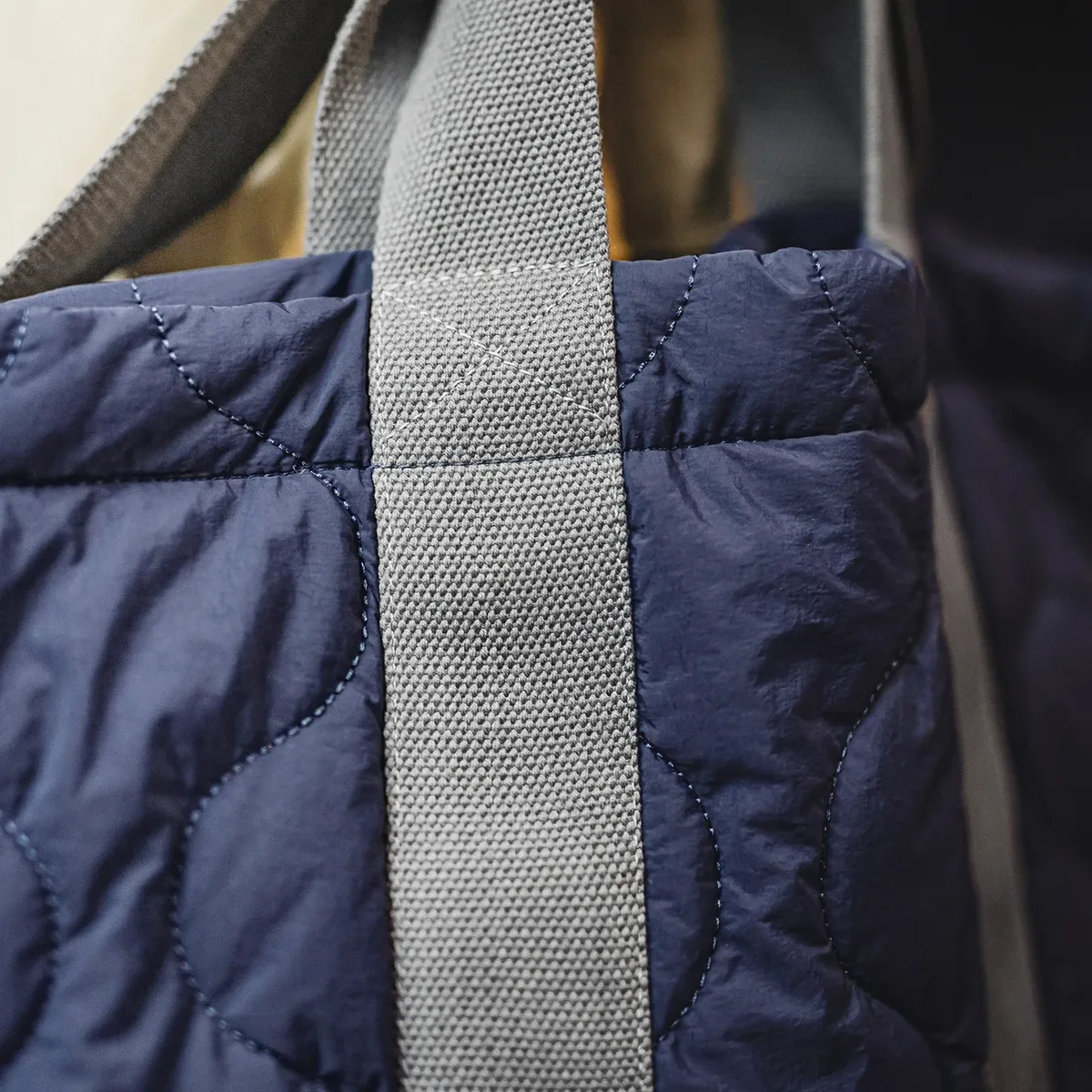 maden – sac fourre-tout vintage m65 pour hommes, sac à bandoulière de grande capacité de style militaire, couleur contrastée, sac pour ordinateur portable de banlieue, sac de transport décontracté