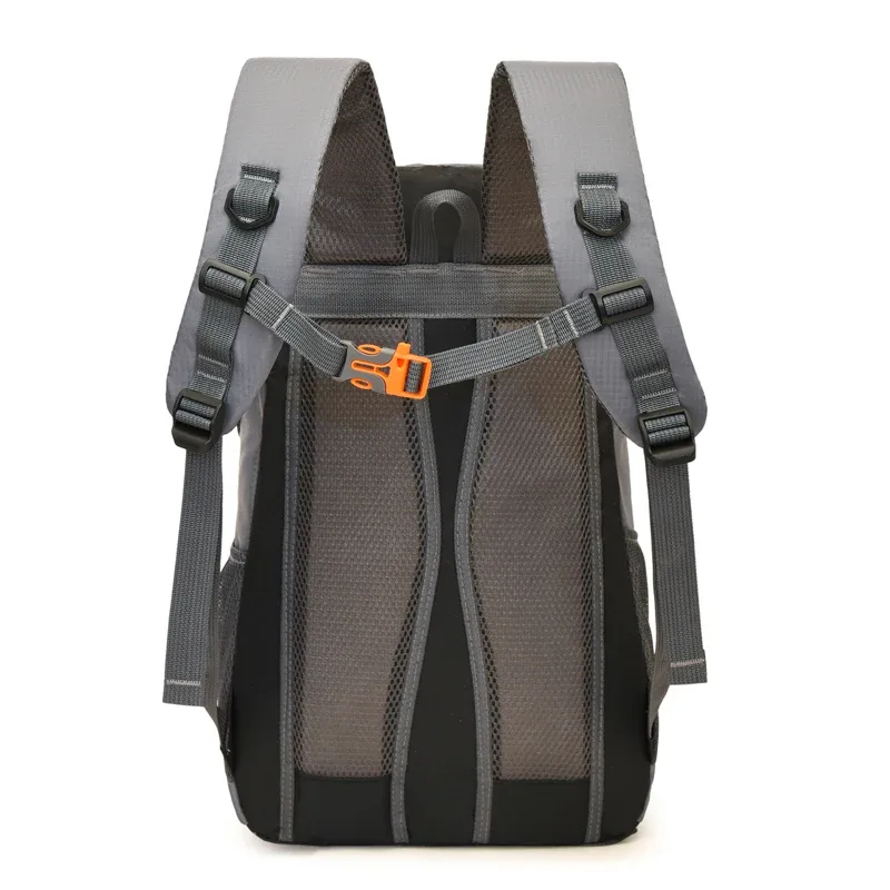 sac d'alpinisme extérieur de grande capacité unisexe hydrofuge 25-35l, sac à dos de randonnée de voyage léger disponible en plusieurs couleurs
