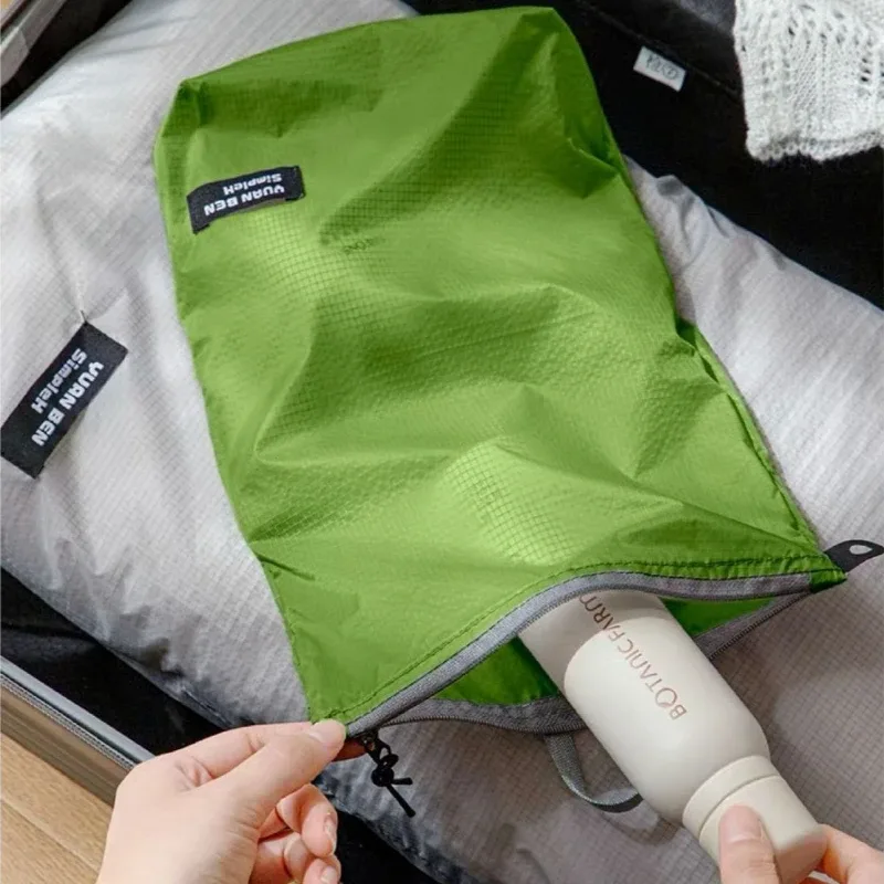 pochette de voyage imperméable en silicone, sac de rangement extérieur ultra-léger pour vêtements, articles de toilette, natation, voyage d'affaires