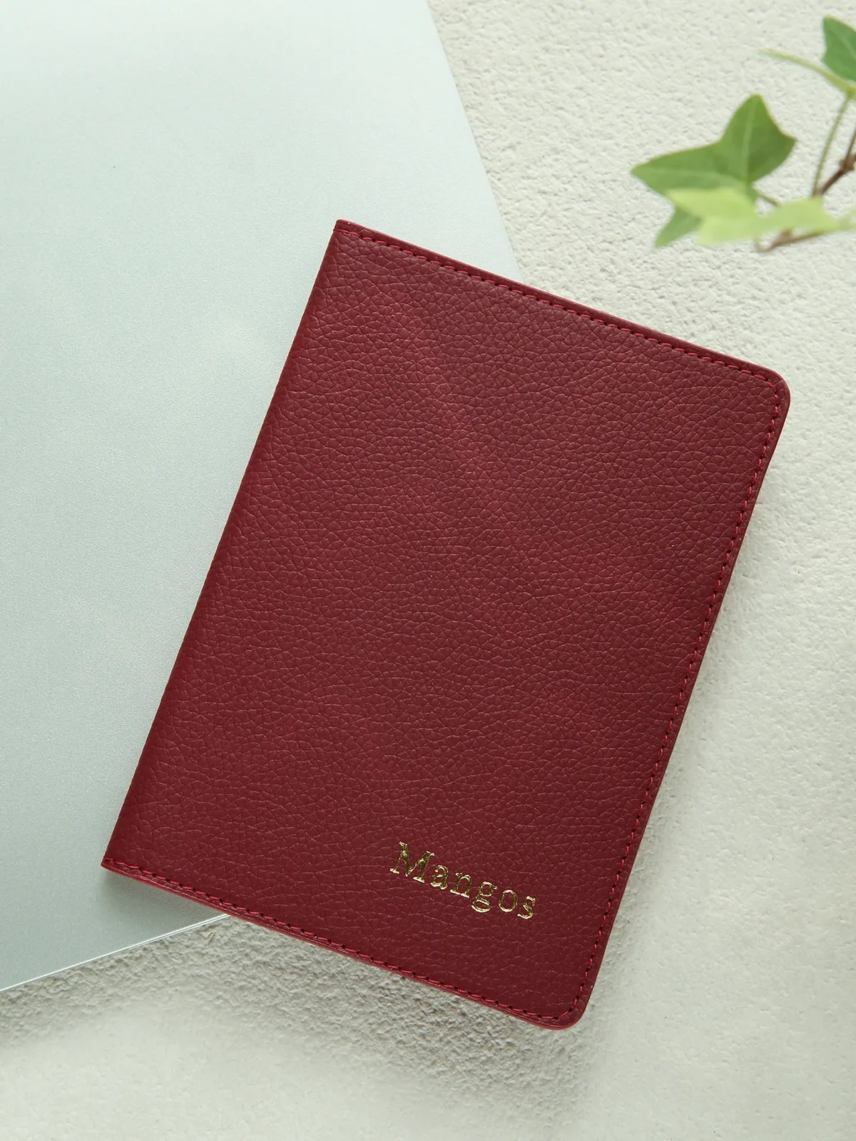 porte-passeport personnalisé avec nom, monogramme personnalisé, texture en similicuir, couverture de passeport unie avec blocage rfid, cadeau de vacances