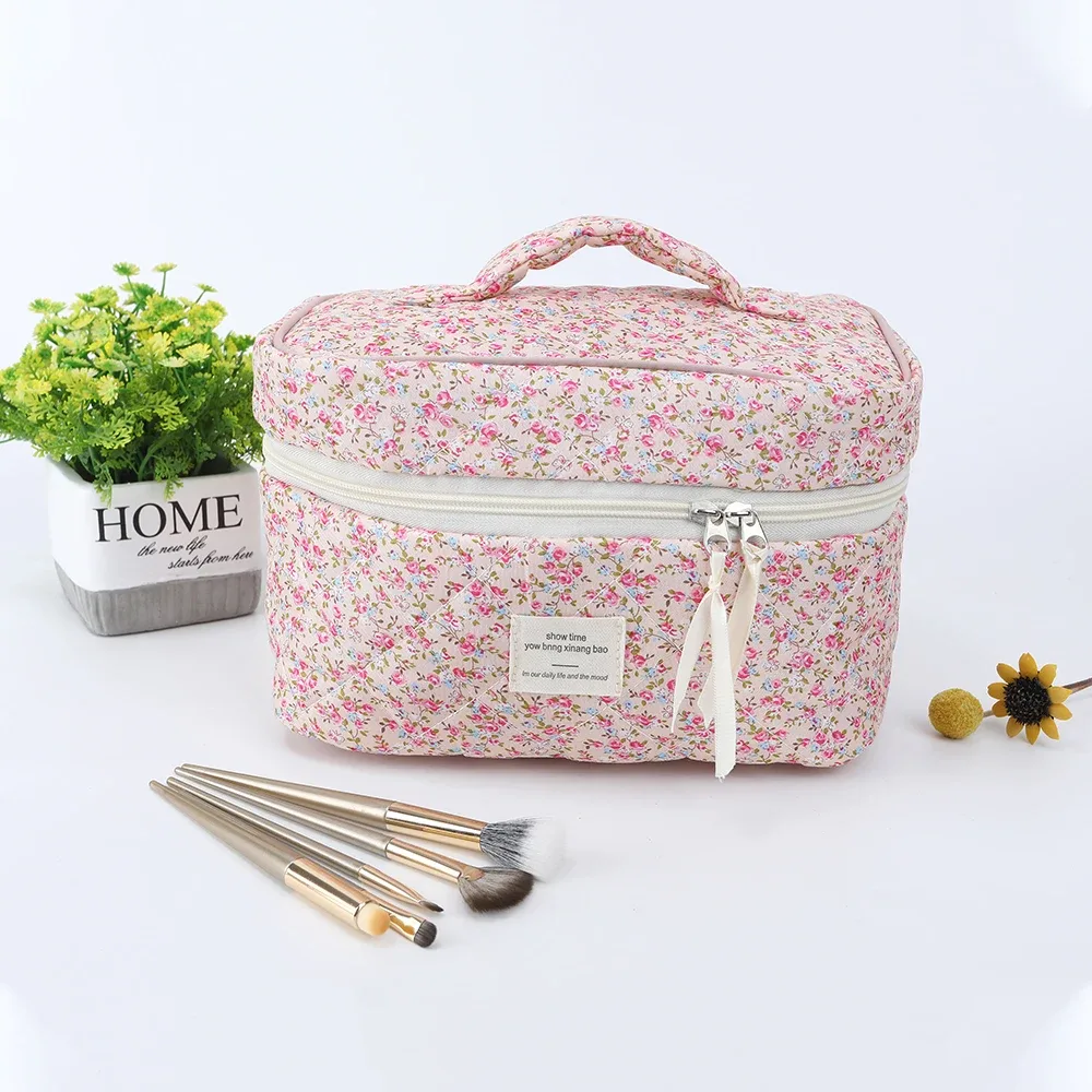 trousse de maquillage avec rembourrage en coton, motif floral, grande capacité, sensation haut de gamme, joli sac de rangement pour cosmétiques de style ins