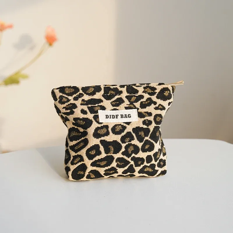 petit porte-monnaie imprimé léopard, sac de maquillage pour femmes, sac de rangement de cosmétiques portable, sac de rouge à lèvres à la mode, sac de doublure pour les déplacements quotidiens